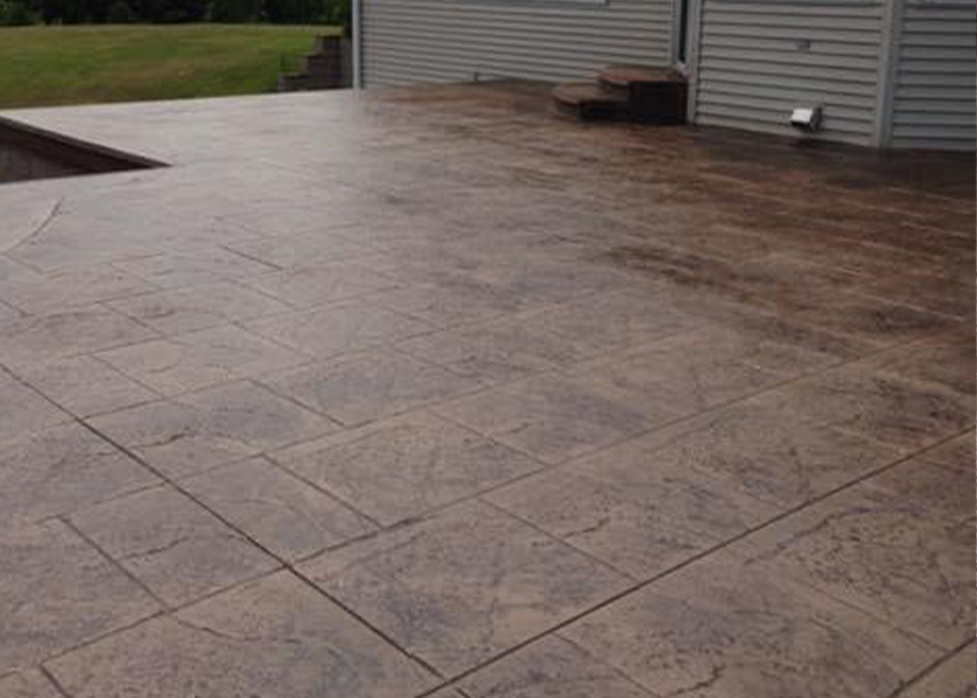 Concrete Creations of Wisconsin Ringle, Antigo, Wausau, and Northeastern WI stamped backyard patio