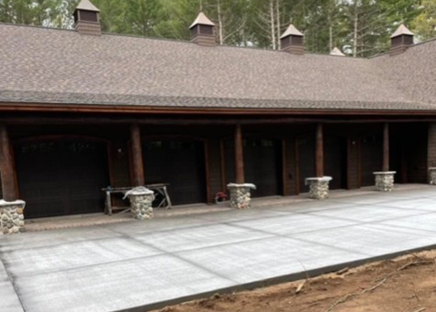 Concrete Creations of Wisconsin Ringle, Antigo, Wausau, and Northeastern WI garage driveway