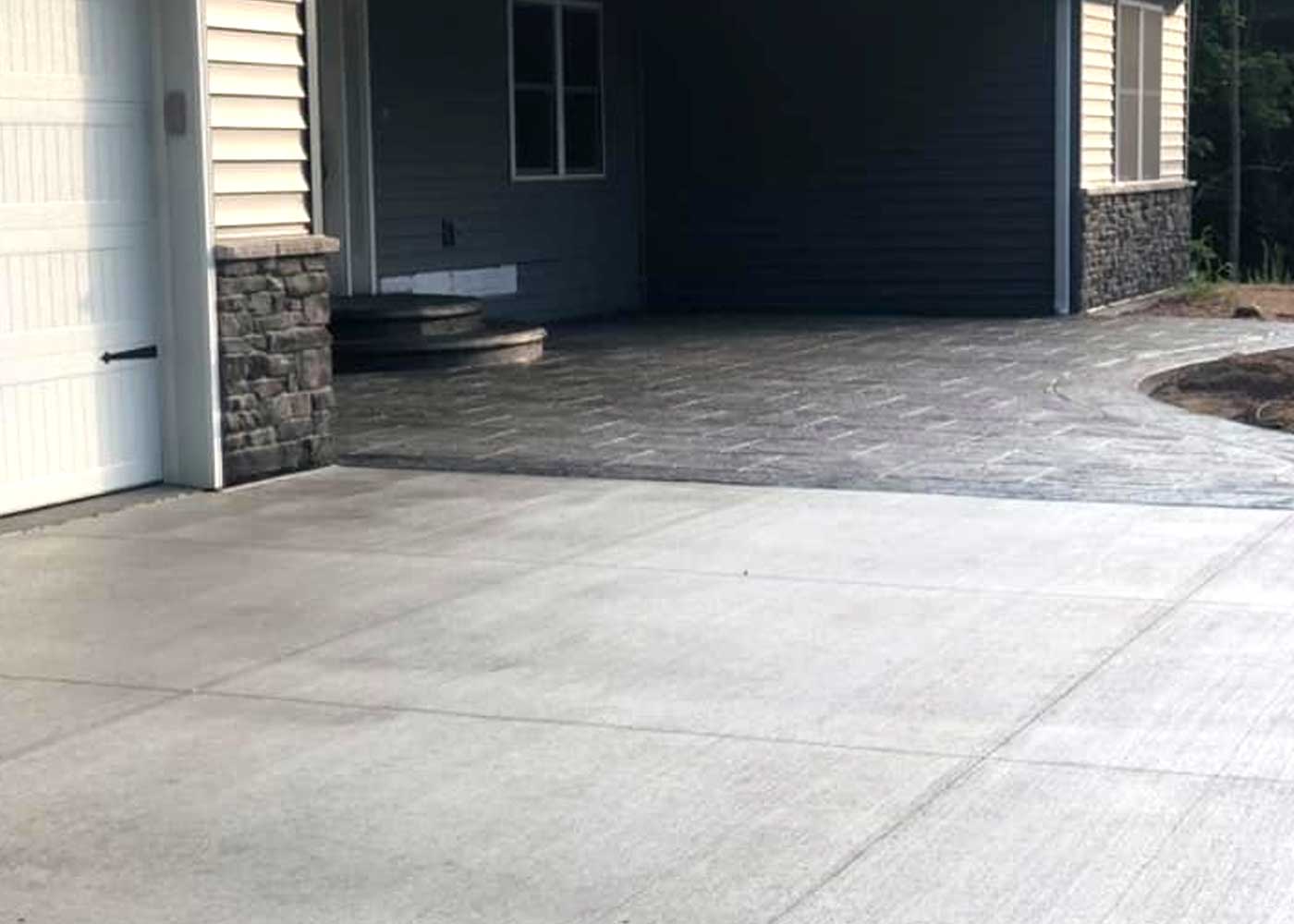 Concrete Creations of Wisconsin Ringle, Antigo, Wausau, and Northeastern WI garage driveway