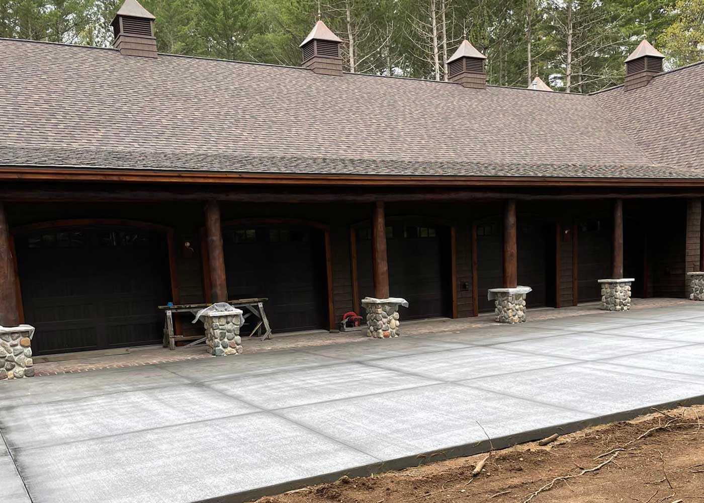 Concrete Creations of Wisconsin Ringle, Antigo, Wausau, and Northeastern WI garage driveway